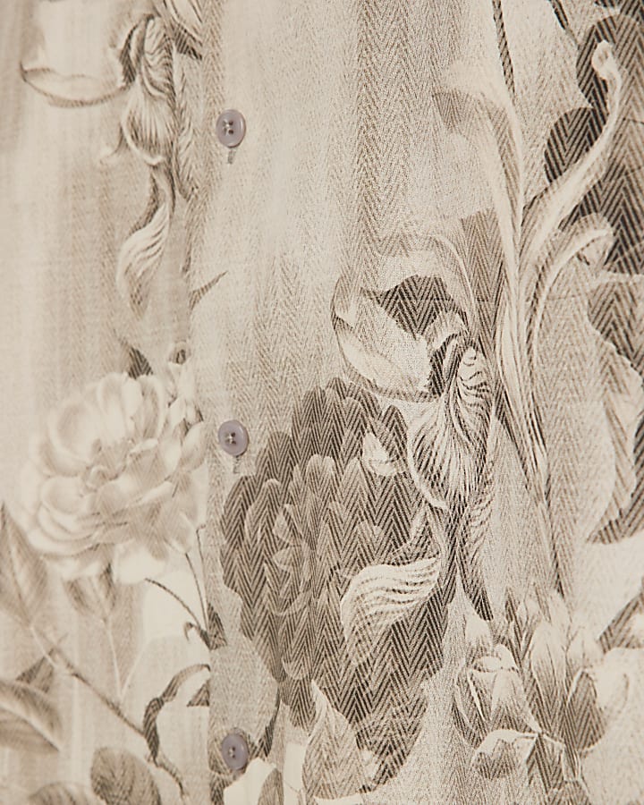 Grey Short Sleeve Slim Crystal Floral Shirt