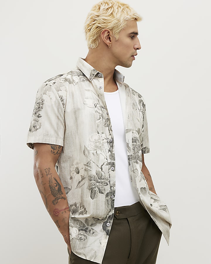 Grey Short Sleeve Slim Crystal Floral Shirt