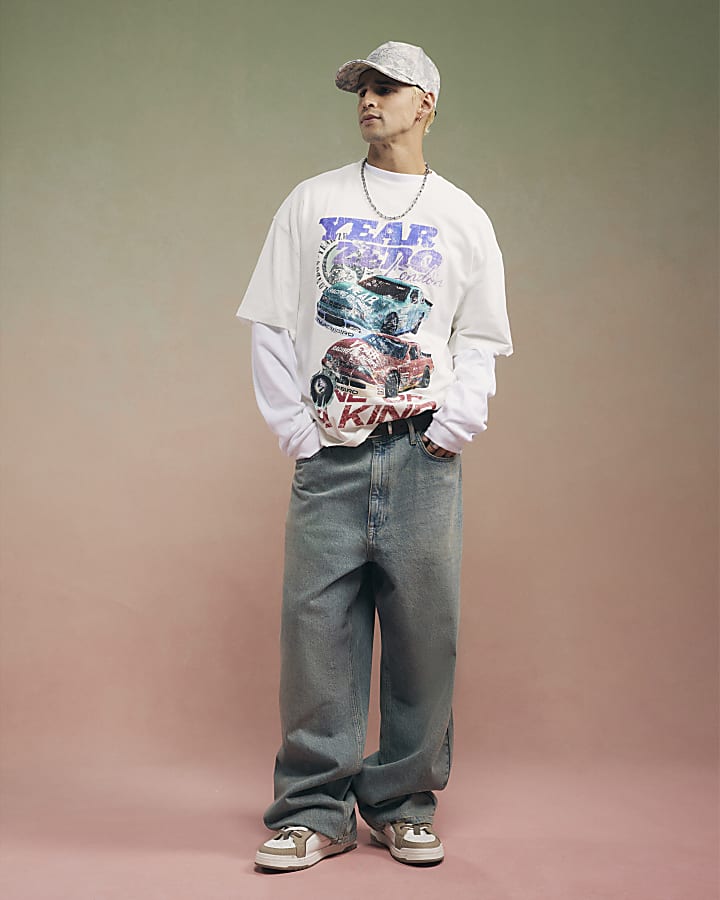 White Year Zero Oversized Car Graphic T-Shirt