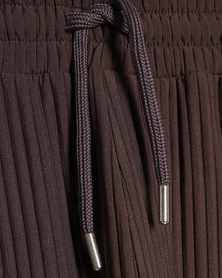 Brown Slim Fit Plisse Wide Leg Joggers