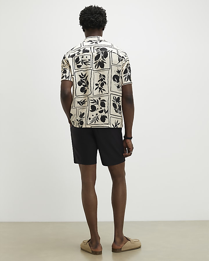 Black Regular Fit Linen Shorts