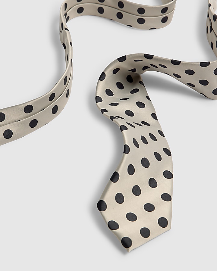 Cream Polka Dot Tie