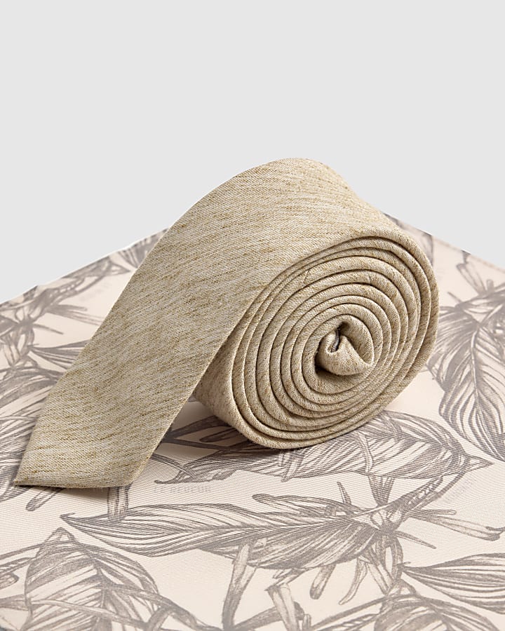 Stone Linen Tie And Handkerchief Set