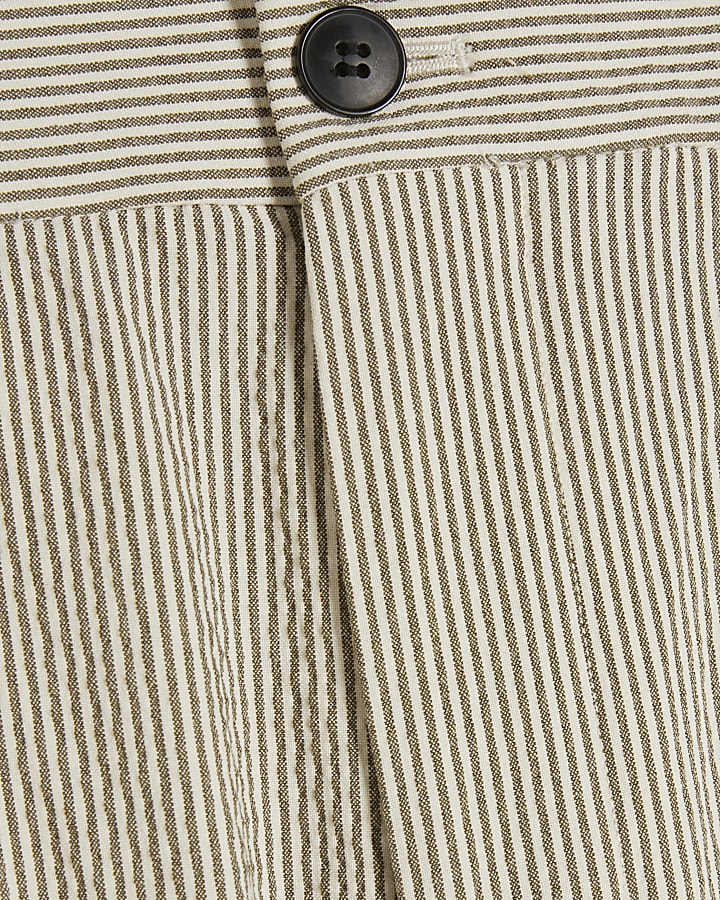 White Slim Fit Textured Stripe Shorts