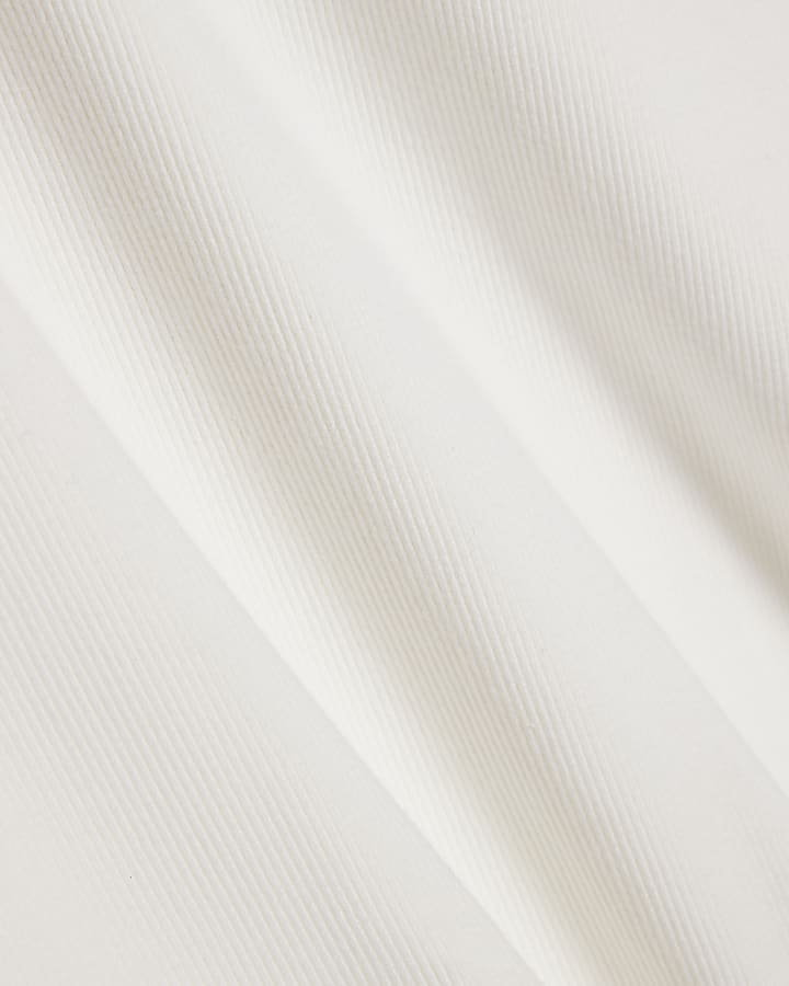 White Muscle Fit Ribbed Vest