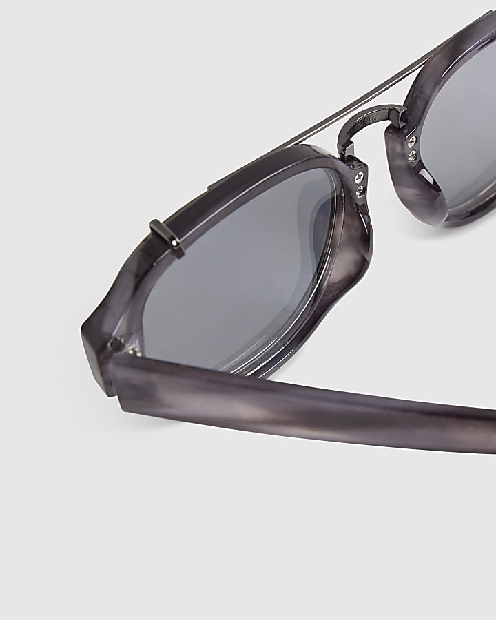 Tortoise Navigator Sandwich Sunglasses