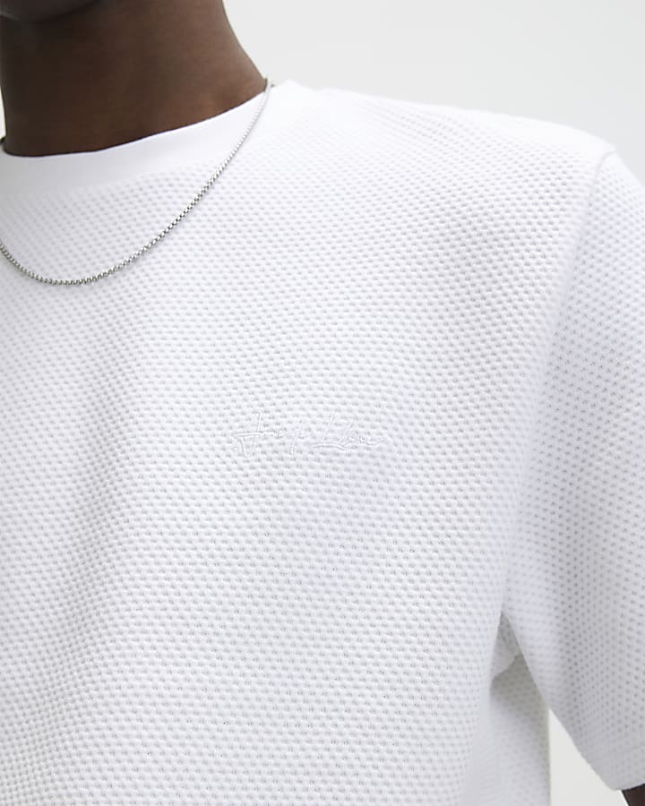White Slim Fit Textured T-Shirt & Short Set