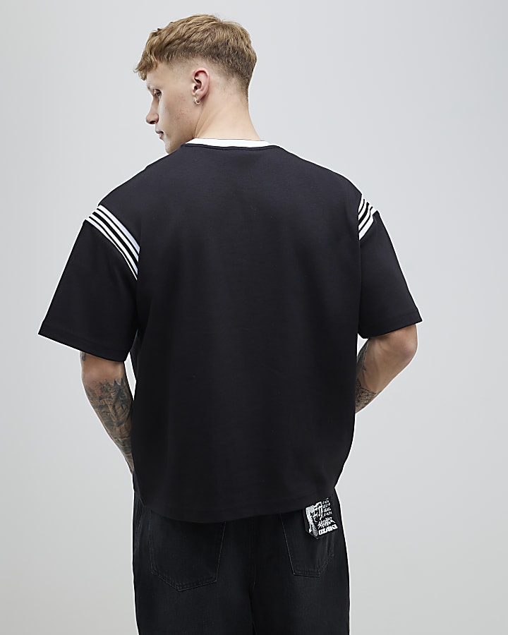 Black Oversized Fit Palais T-Shirt