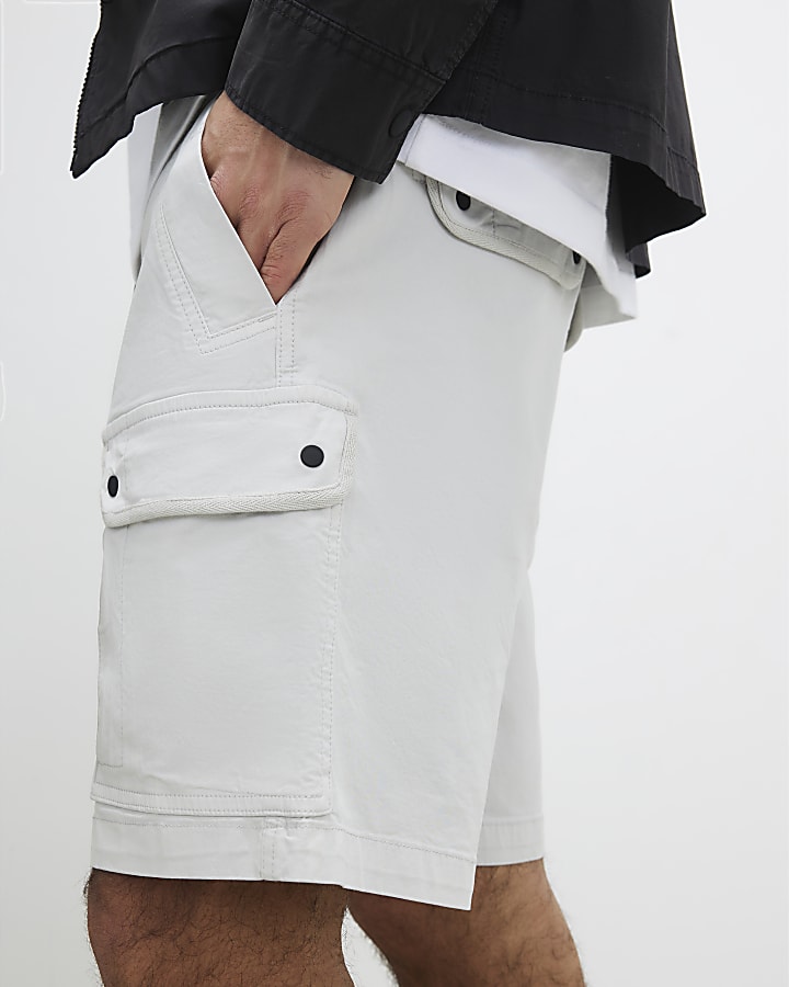 Grey Regular Fit Cargo Shorts