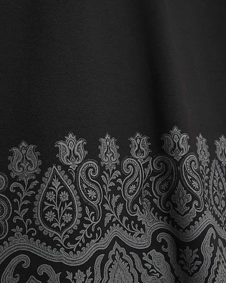 Black Regular Fit Paisley Border T-Shirt