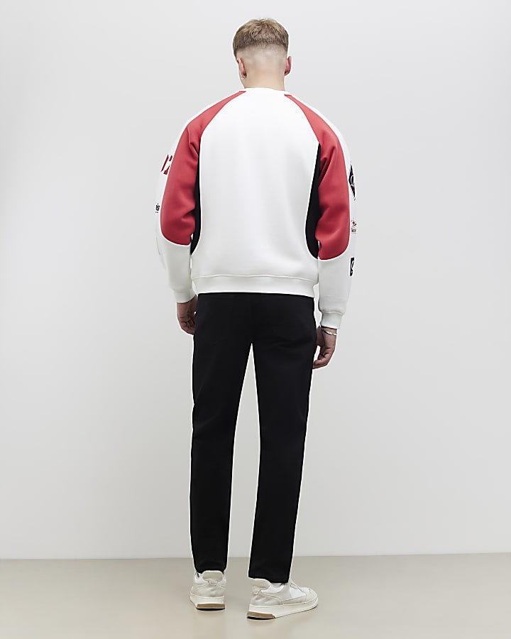 Black Tapered Fit Jeans