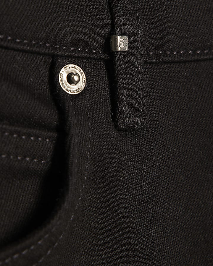 Black Tapered Fit Jeans