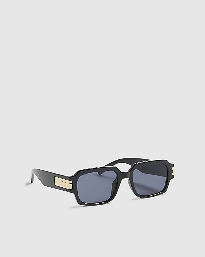 Black Plastic Rectangle Sunglasses