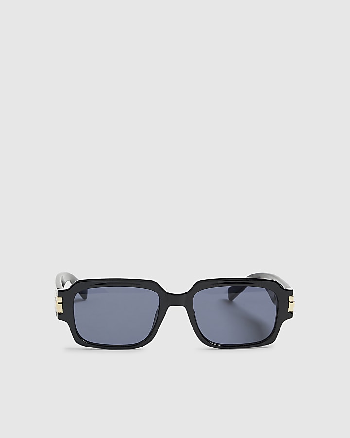 Black Plastic Rectangle Sunglasses