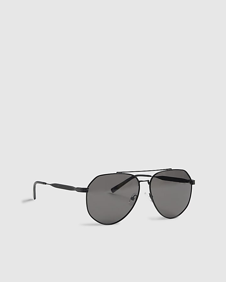 Black Aviator Sunglasses
