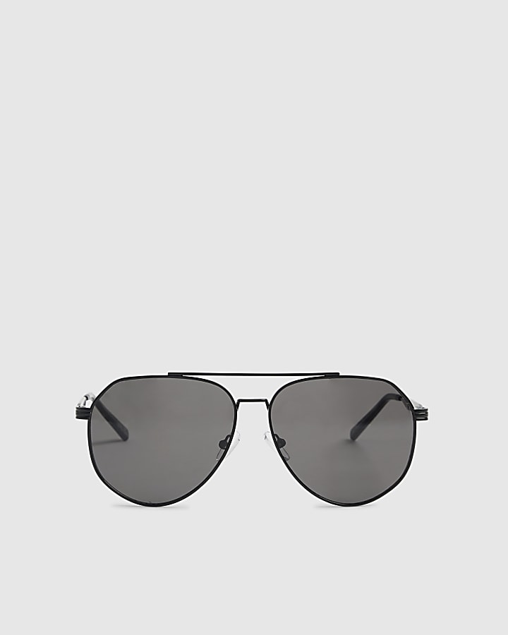 Black Aviator Sunglasses