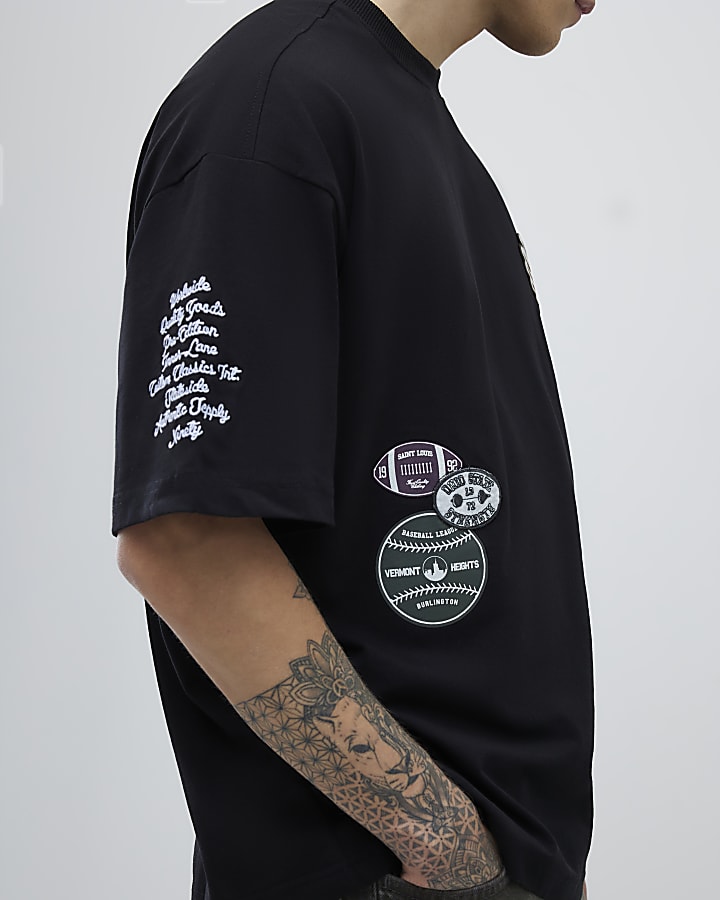 Black Boxy Fit Americana Badge T-Shirt