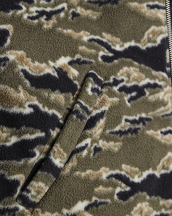 Black Regular Fit Fleece Camouflage Gilet