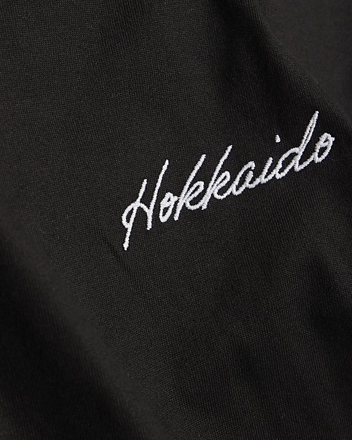 Black Oversized Fit Hokkaido Beaded T-Shirt