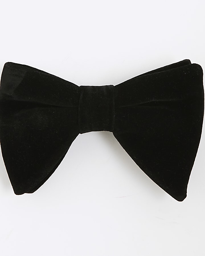 Black Velvet Bow Tie