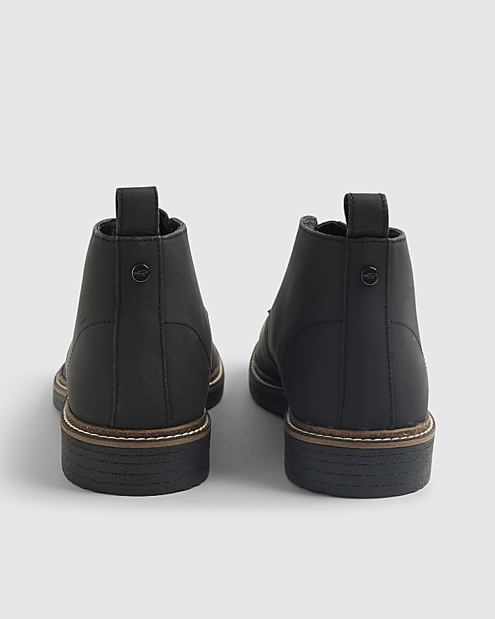 Black Desert Boots