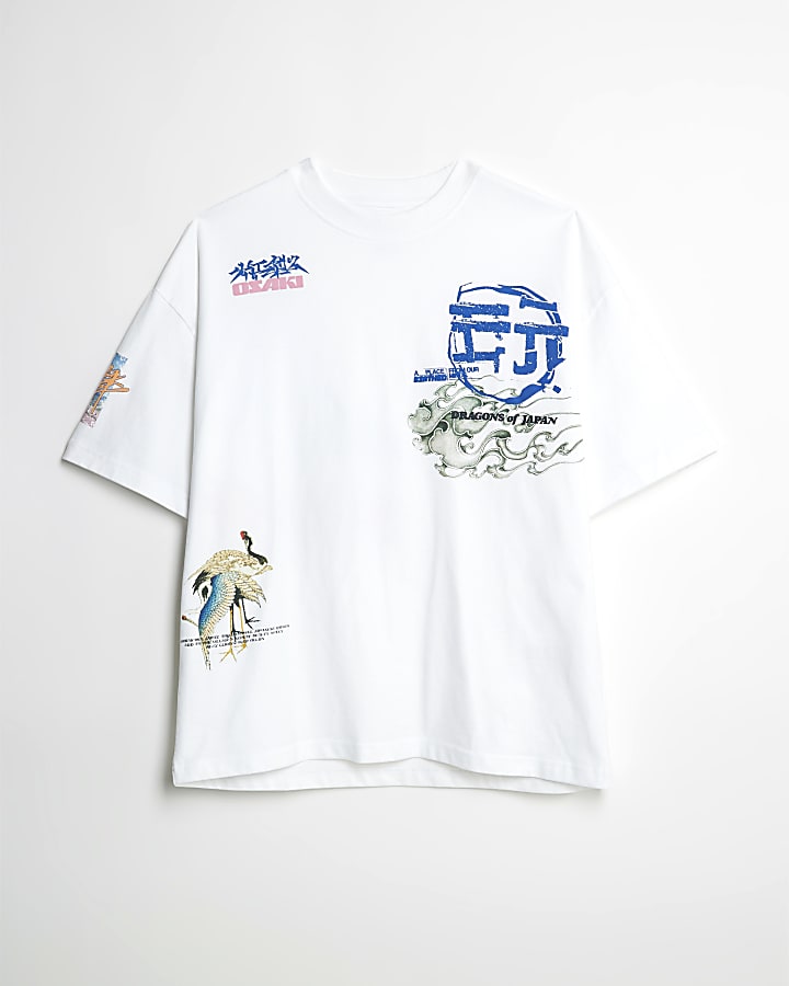 White Oversized Fit Japanese Graphics T-Shirt