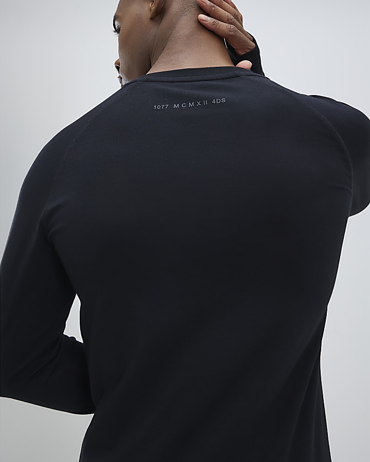 Black Long sleeve  Muscle Fit T-Shirt