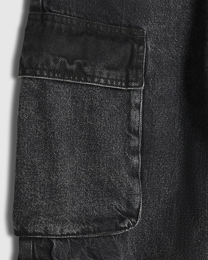 Black Loose Fit Cargo Jeans