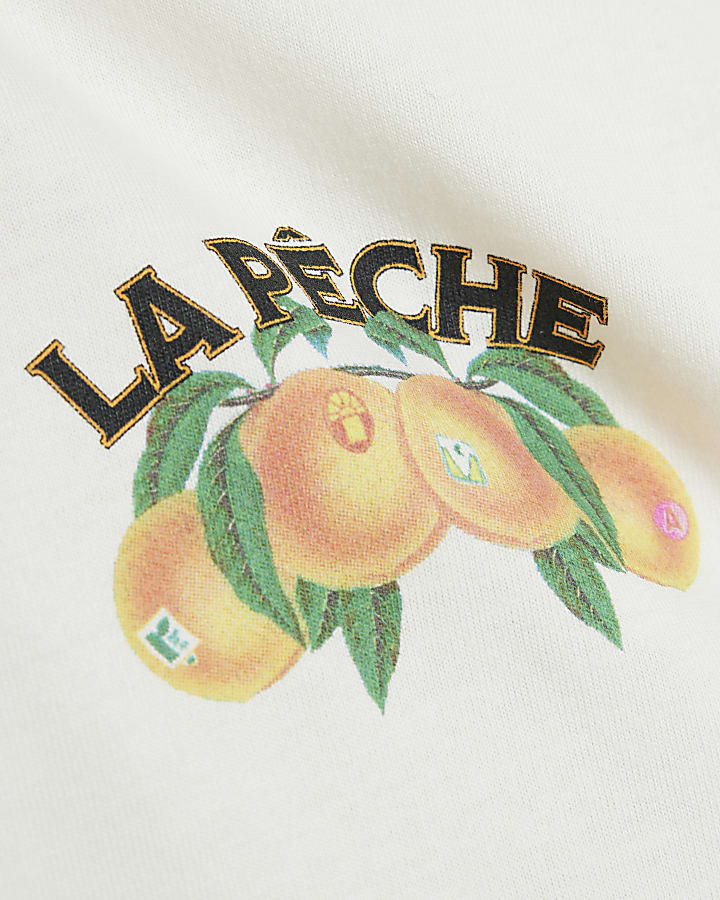 Cream La Peche Fruit Market T-Shirt