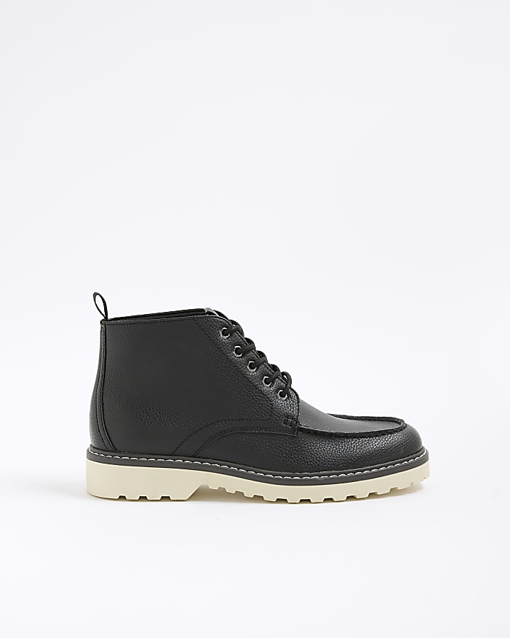 Black Wedge Chukka Boots
