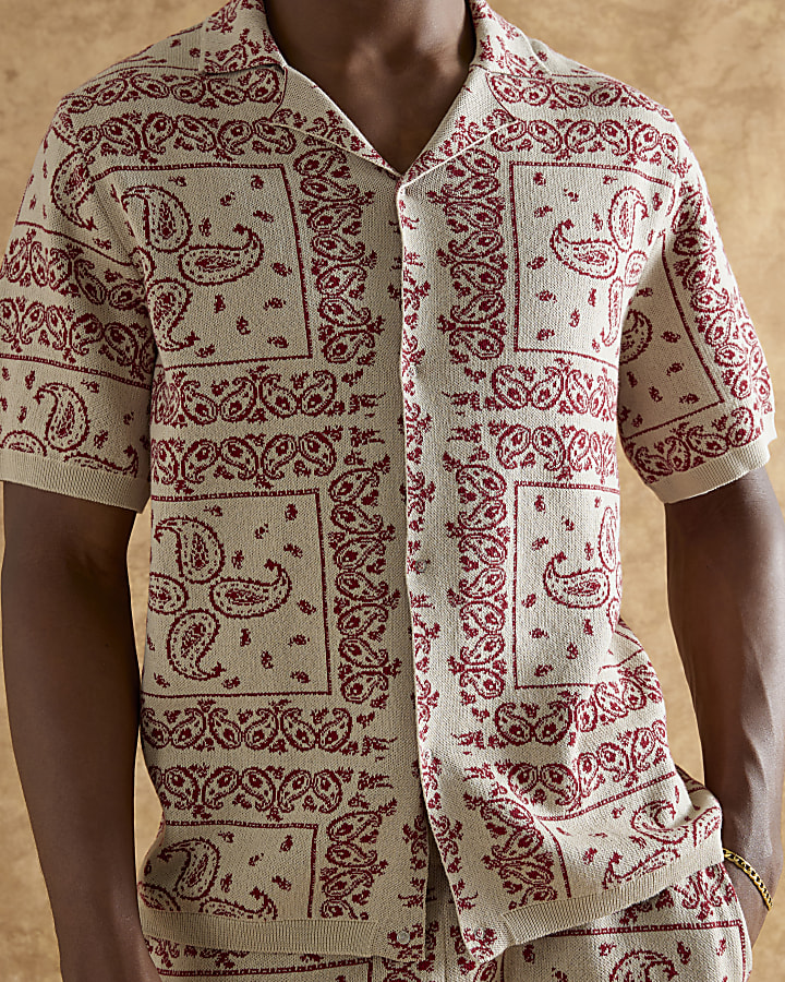 Red Paisley Short Sleeve Revere Shirt