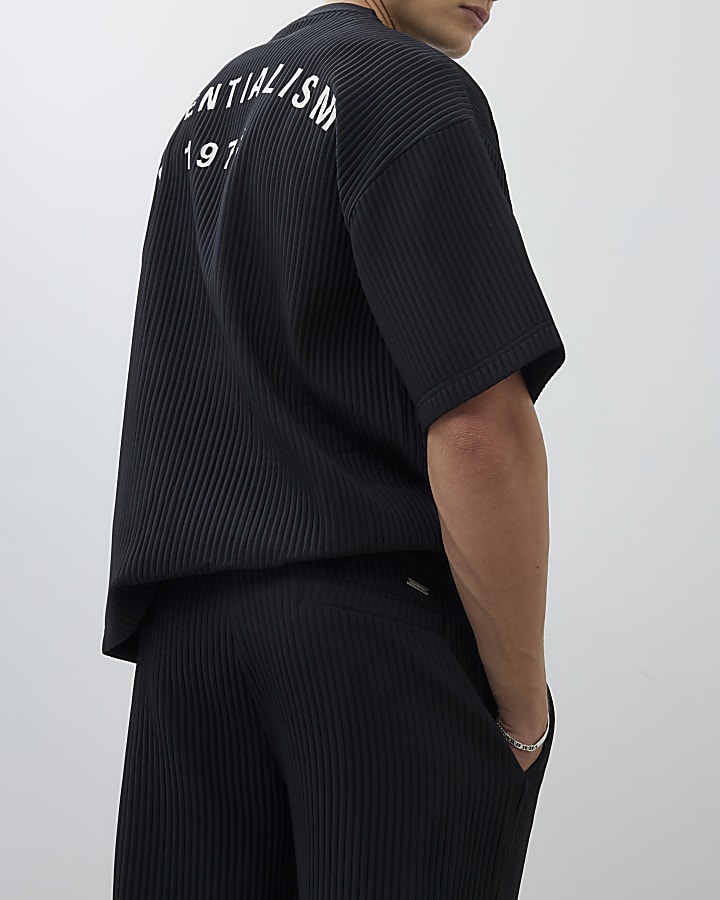Black Oversized Essentialism Plisse T-Shirt