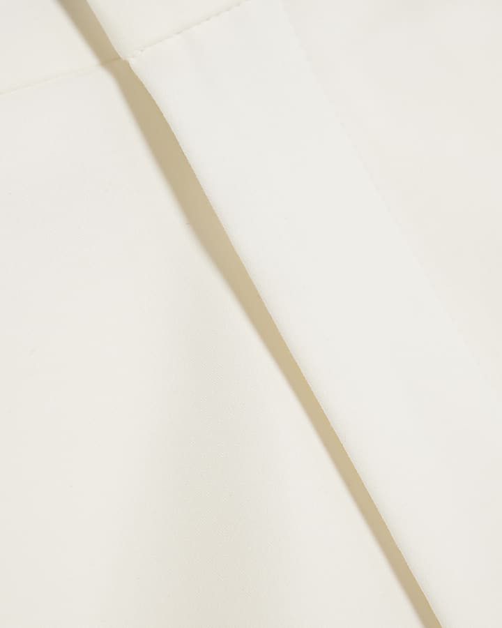 Cream Slim Fit Chino Shorts