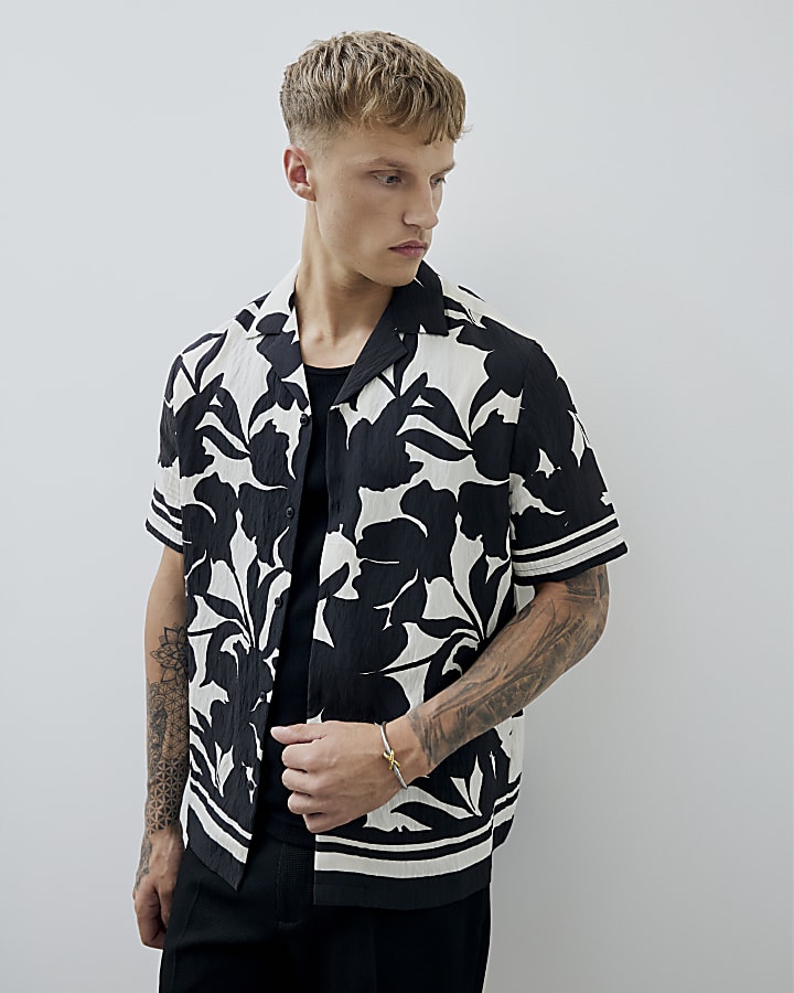 Black Regular Fit Floral Print Shirt