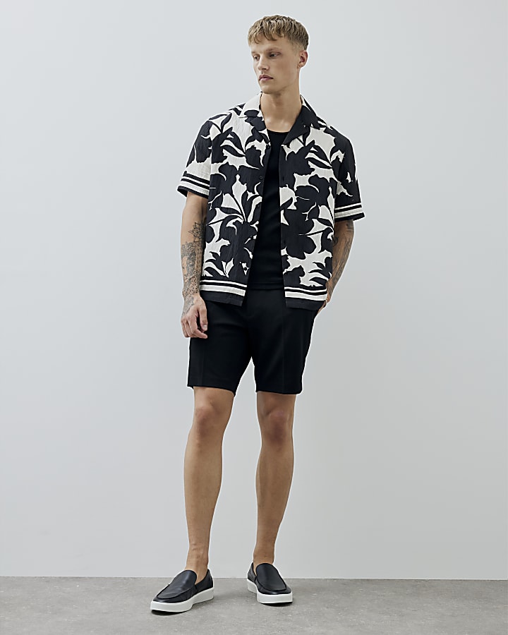Black Regular Fit Floral Print Shirt