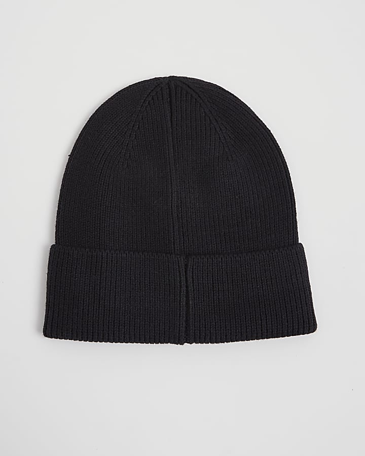 Black Fisherman Beanie Hat