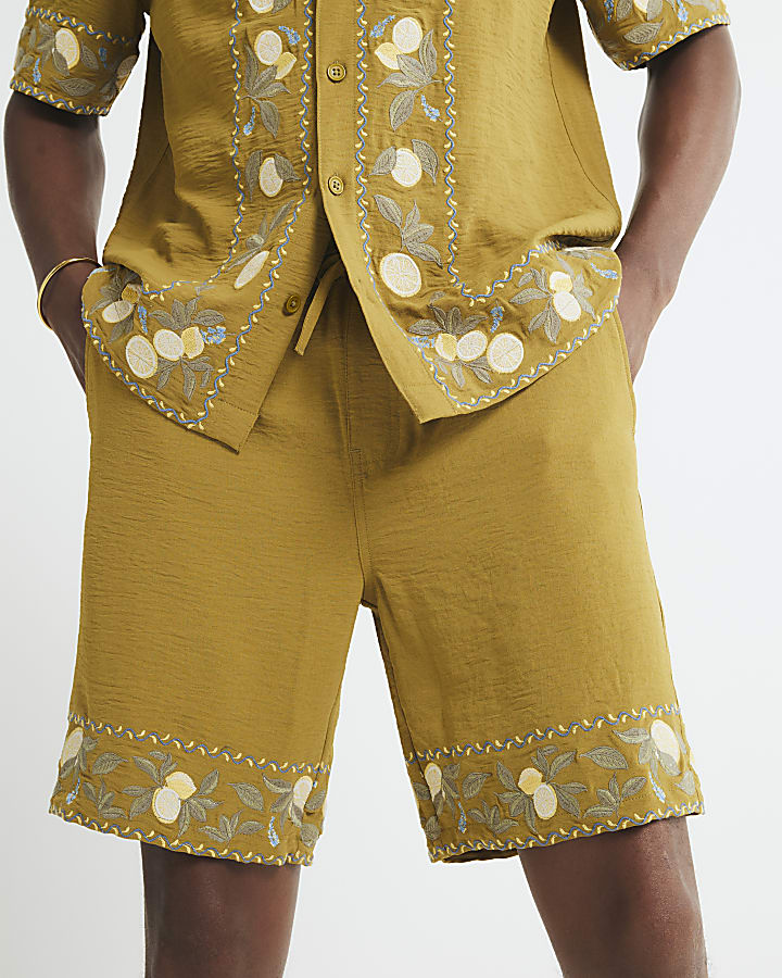 Green Regular Fit Lemon Embroidered Shorts