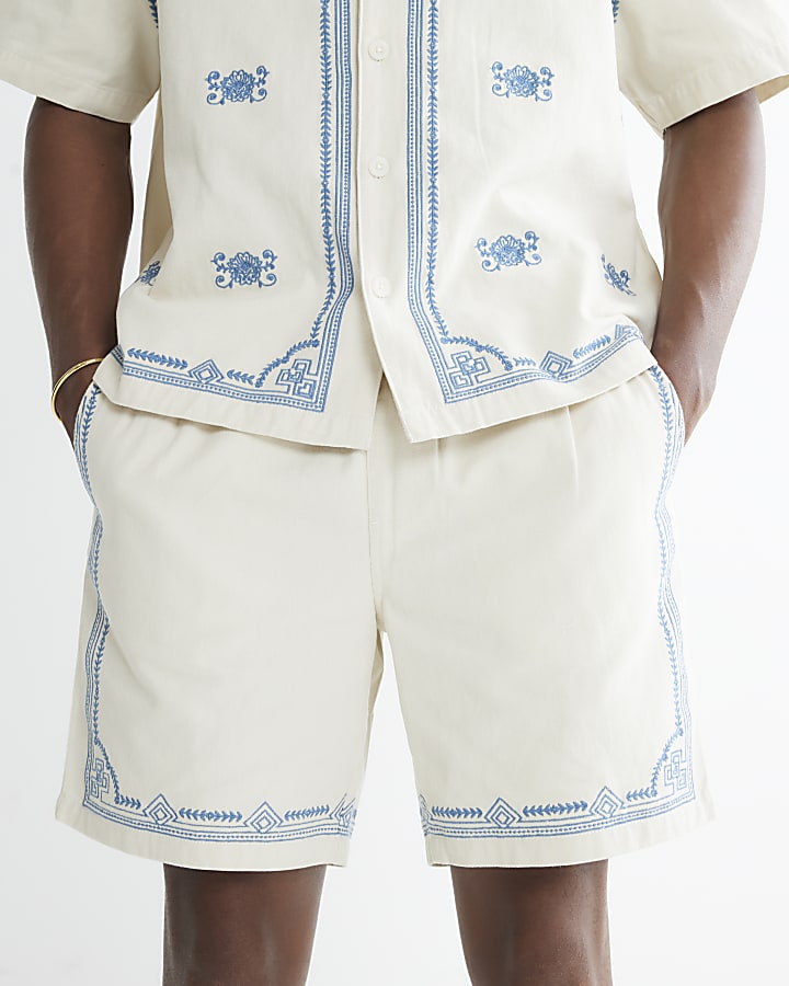 Ecru Embroidery Pull On Shorts