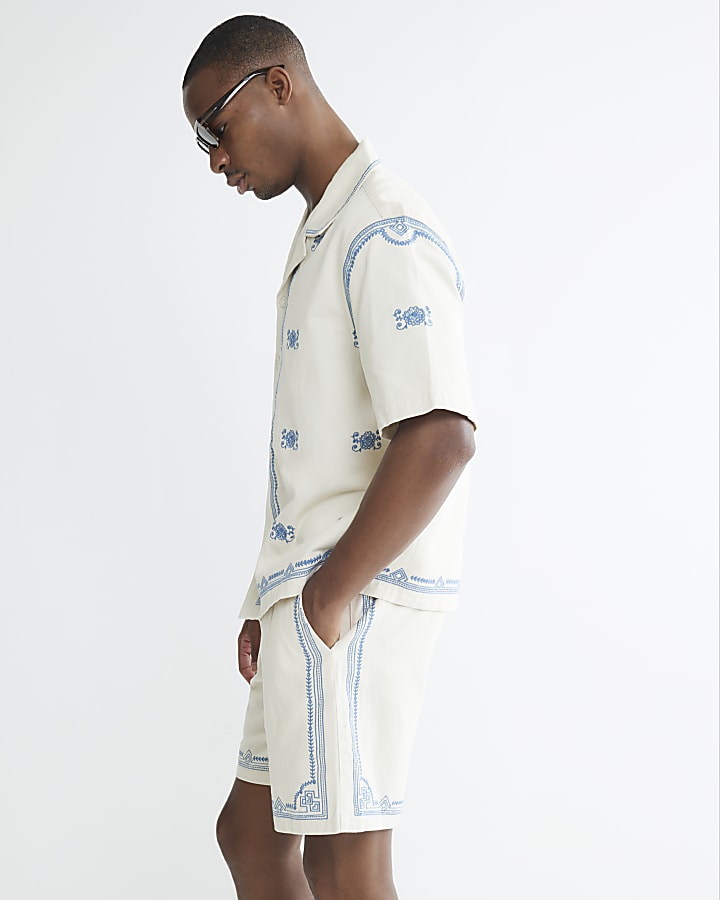 Ecru Embroidery Pull On Shorts