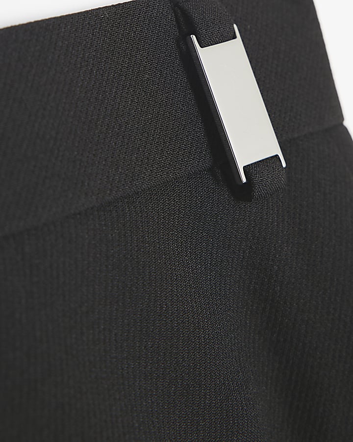 Black Relaxed Fit Pleated Suit Trousers