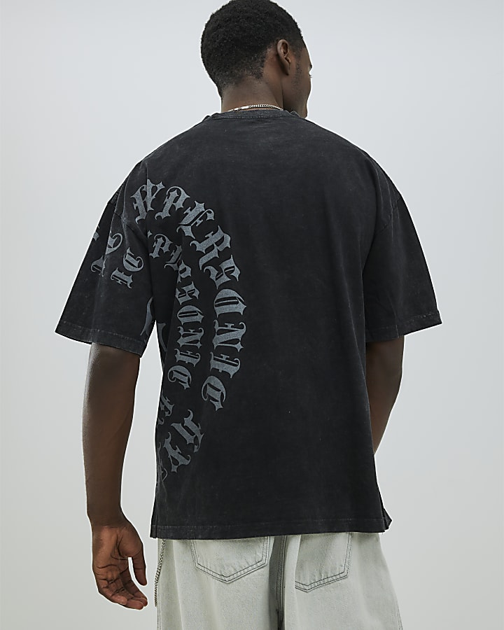 Black Gothic Graphic Print T-Shirt