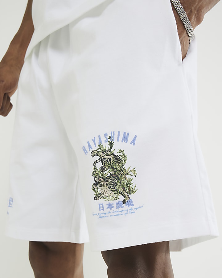 White Regular Fit Hayashima Print Shorts
