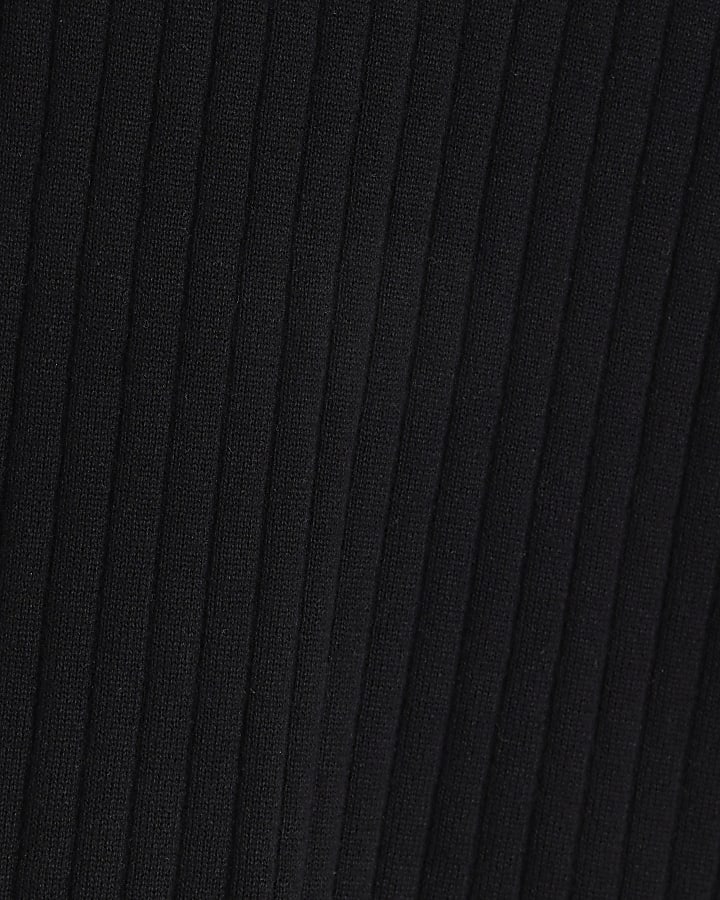 Black Short Sleeve Ribbed T-Shirt