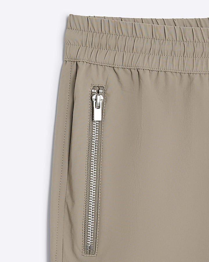 Stone Elasticated Waist Stretch Shorts