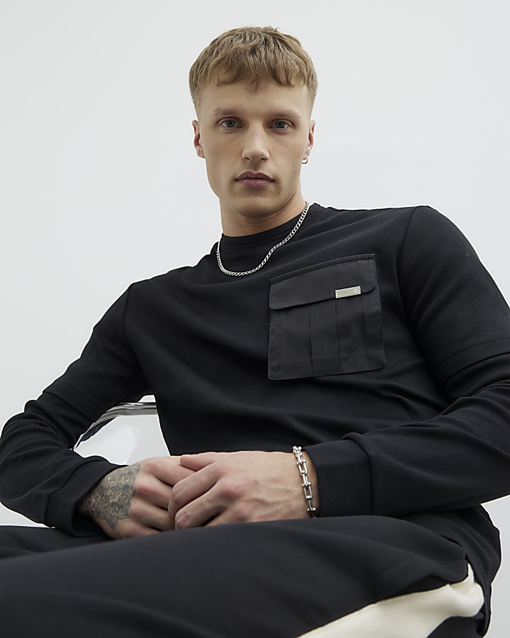 Black Regular Fit Layered Pocket T-shirt