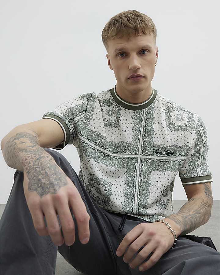 Green Regular Fit Textured Paisley T-shirt