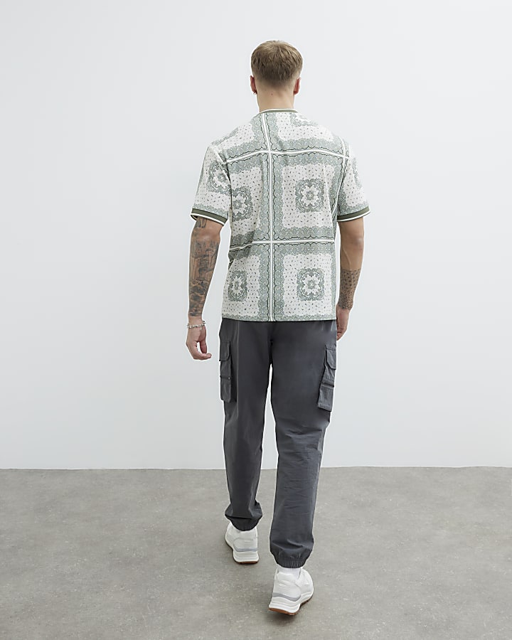 Green Regular Fit Textured Paisley T-shirt