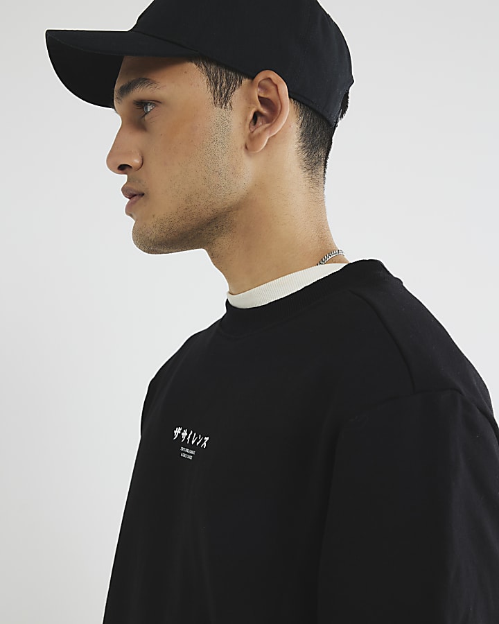 Black Regular Fit Dragon Sweatshirt