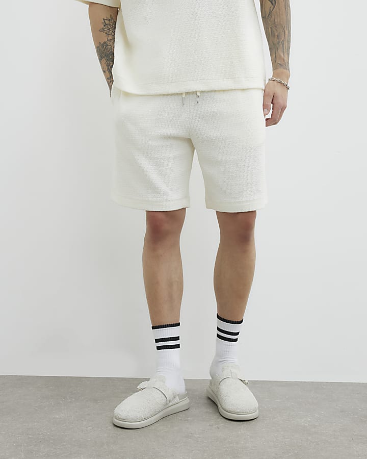 Cream Regular Fit Textured Crinkled Shorts