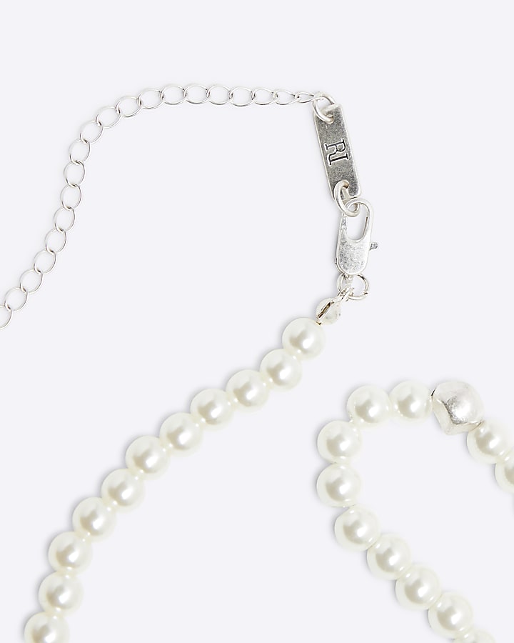 Cream Pearl Necklace